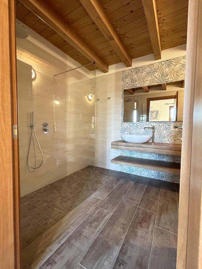 La Volpe Rossa Rooms And Apartments サン・フェリーチェ・デル・ベナーコ エクステリア 写真