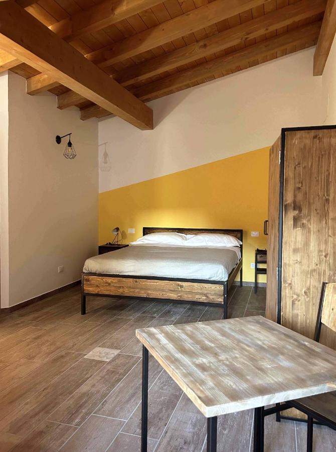 La Volpe Rossa Rooms And Apartments サン・フェリーチェ・デル・ベナーコ 部屋 写真