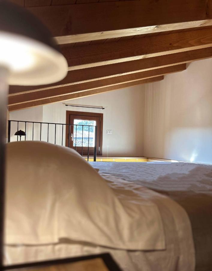 La Volpe Rossa Rooms And Apartments サン・フェリーチェ・デル・ベナーコ エクステリア 写真